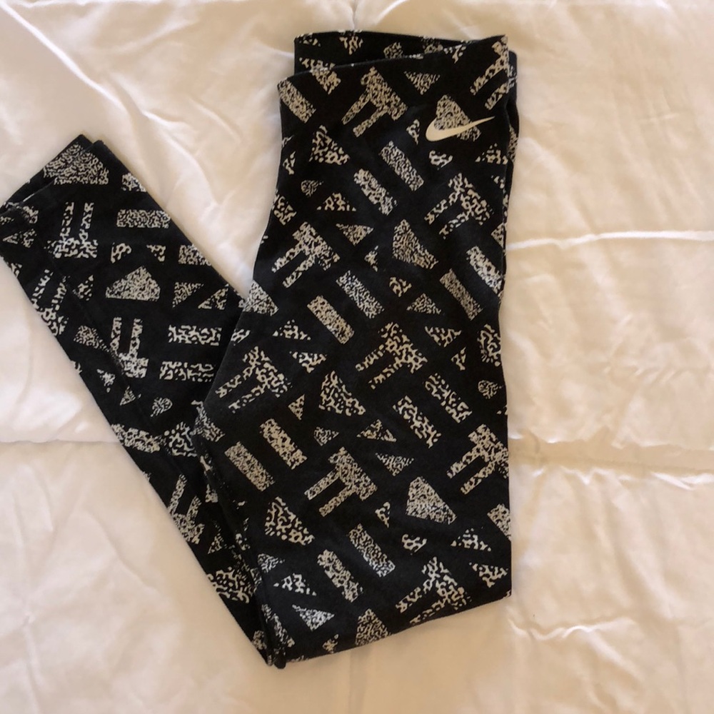 Nike printed leggings